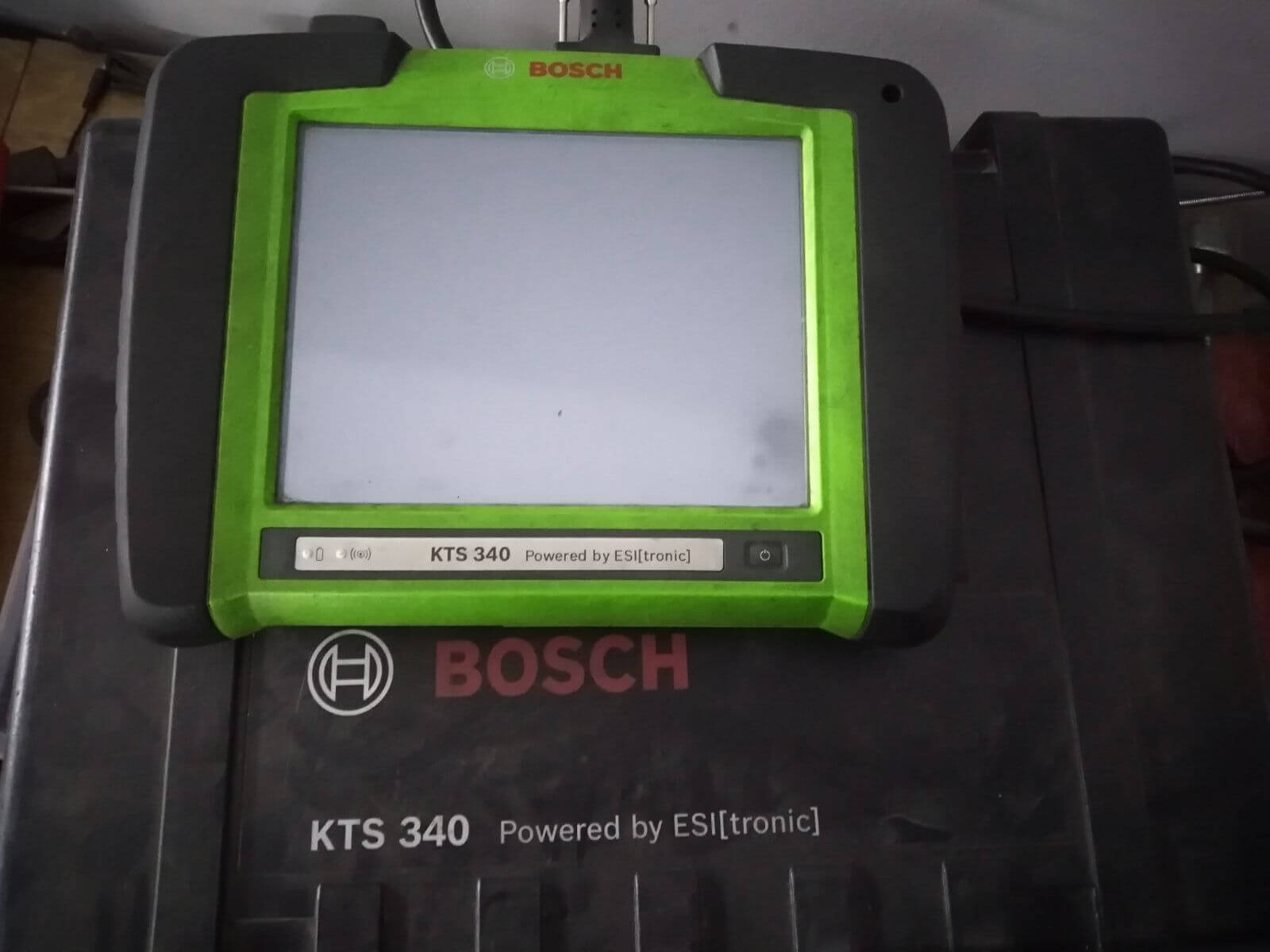 Komputer diagnostyczny Bosch KTS 340